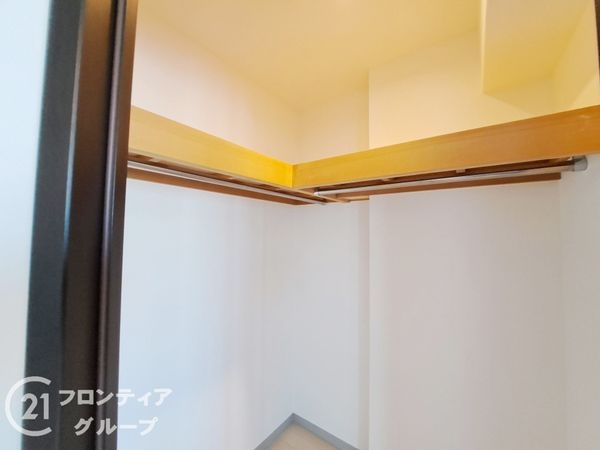 ディーレスティア朝霧　中古マンション