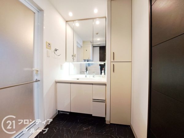 ディーレスティア朝霧　中古マンション