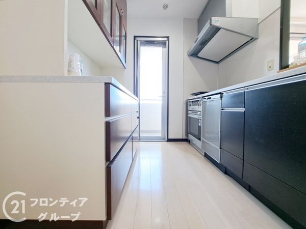 ディーレスティア朝霧　中古マンション