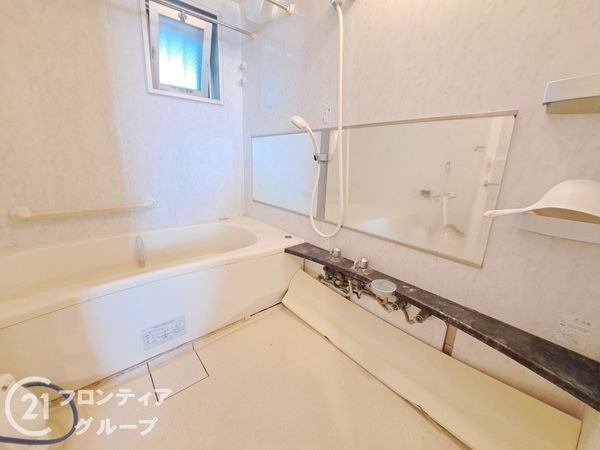 ディーレスティア朝霧　中古マンション