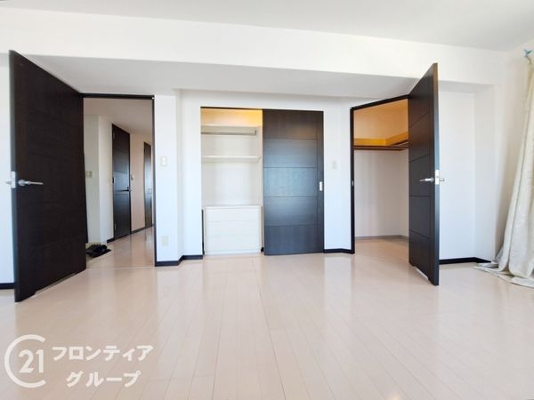 ディーレスティア朝霧　中古マンション