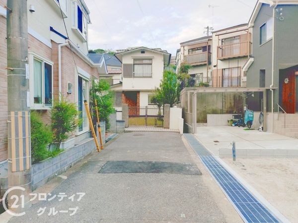 神戸市垂水区千鳥が丘２丁目　新築一戸建て　3期　1号棟