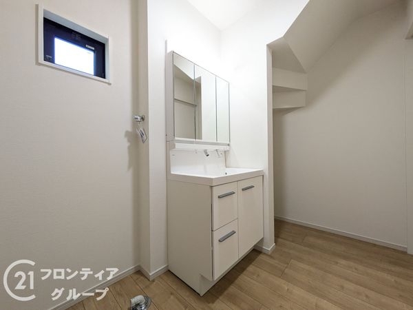 神戸市垂水区星陵台１丁目　新築一戸建て　１期　１号棟