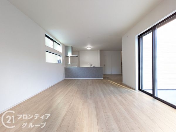 神戸市垂水区星陵台１丁目　新築一戸建て　１期　１号棟