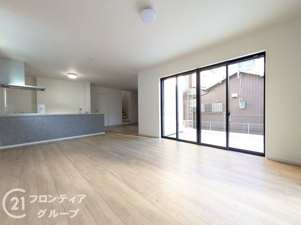 神戸市垂水区星陵台１丁目　新築一戸建て　１期　１号棟
