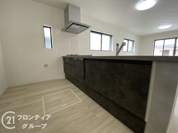 神戸市西区竹の台５丁目　新築一戸建て　1期　2号棟