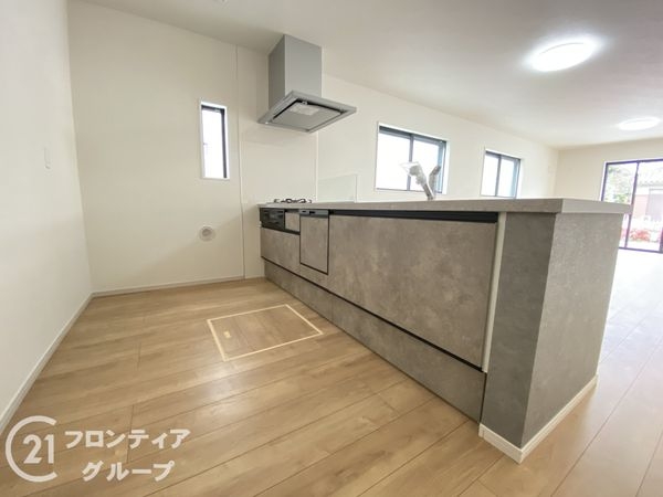 神戸市西区竹の台５丁目　新築一戸建て　1期　3号棟