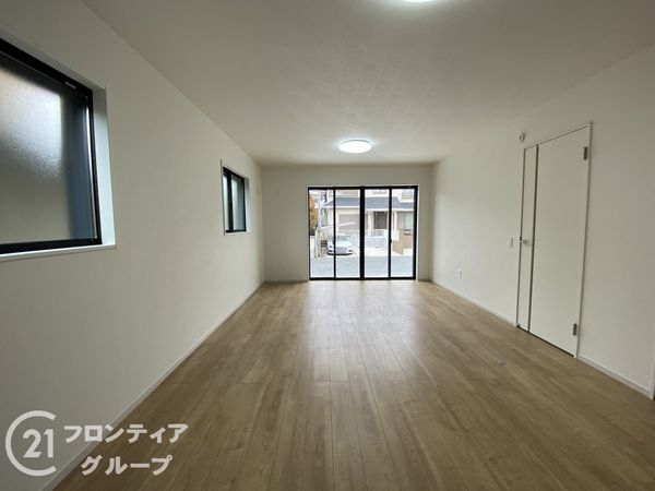 神戸市西区竹の台５丁目　新築一戸建て　1期　1号棟