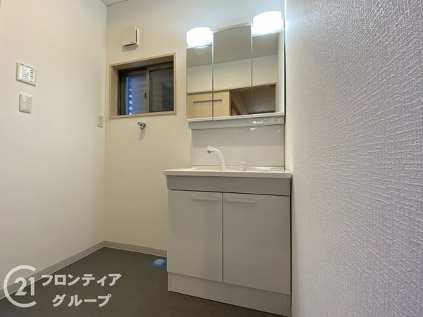 明石市魚住町西岡の中古一戸建て