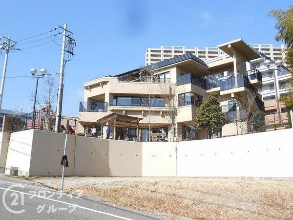 神戸市須磨区菅の台７丁目の中古一戸建て(幼保連携型認定こども園花の森)