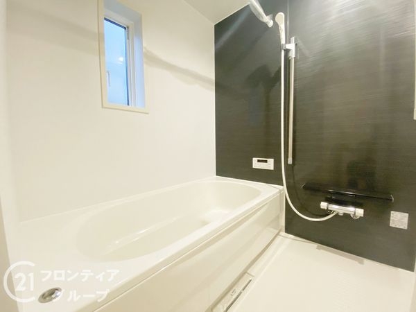 神戸市垂水区上高丸３丁目　新築一戸建て　第１　２号棟