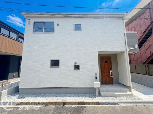 明石市貴崎４丁目　新築一戸建て　４期　２号棟