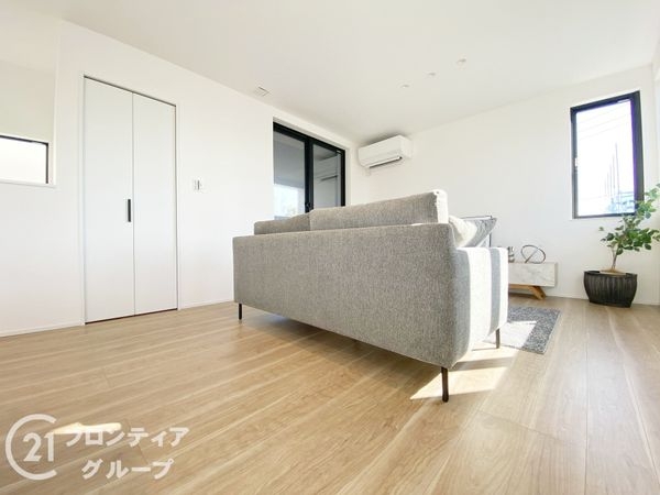 神戸市垂水区小束山２丁目　新築一戸建て　１号棟