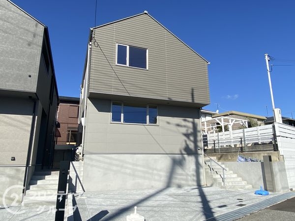 神戸市垂水区小束山２丁目　新築一戸建て　２号棟