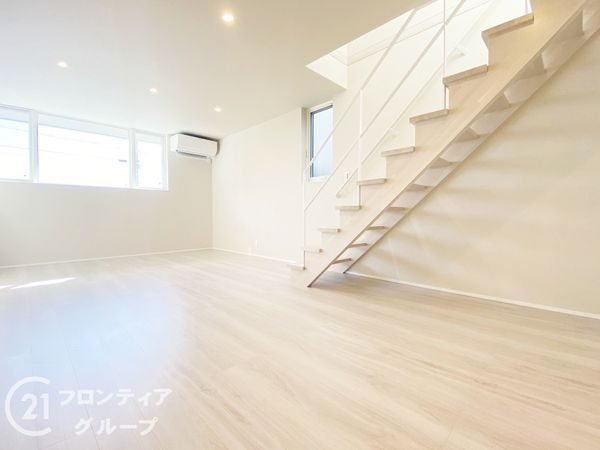 神戸市垂水区小束山２丁目　新築一戸建て　２号棟