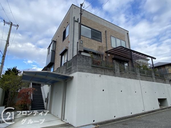 神戸市須磨区多井畑南町の中古一戸建て