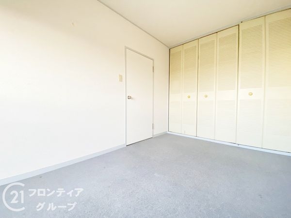 研究学園５団地５２６号棟　中古マンション