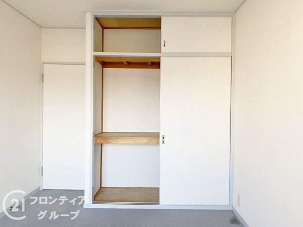 研究学園５団地５２６号棟　中古マンション