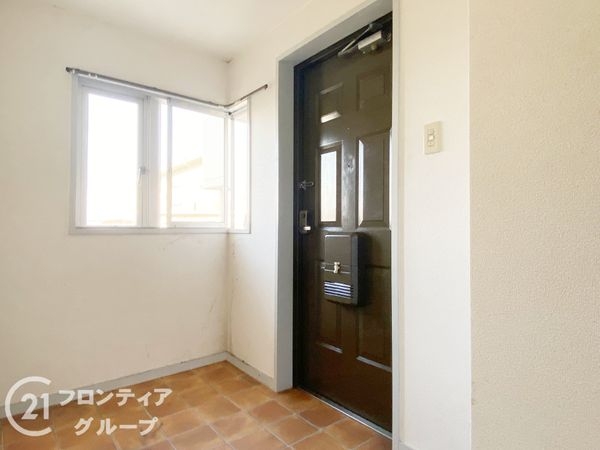 研究学園５団地５２６号棟　中古マンション