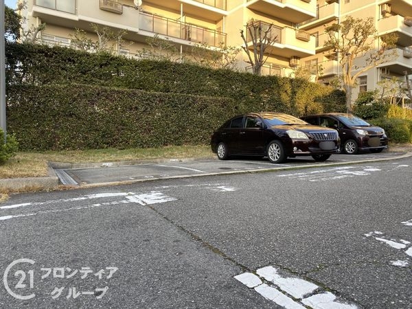 研究学園５団地５２６号棟　中古マンション