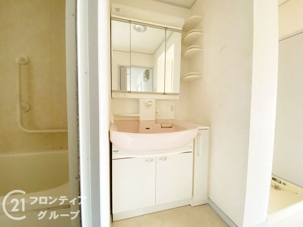 研究学園５団地５２６号棟　中古マンション