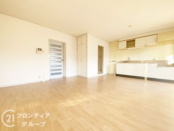 研究学園５団地５２６号棟　中古マンション