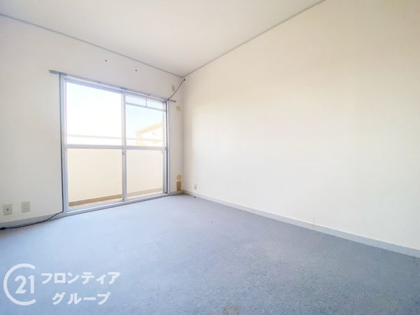 研究学園５団地５２６号棟　中古マンション
