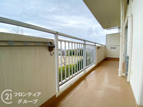コンフォール学園緑が丘第１団地九号棟　中古マンション