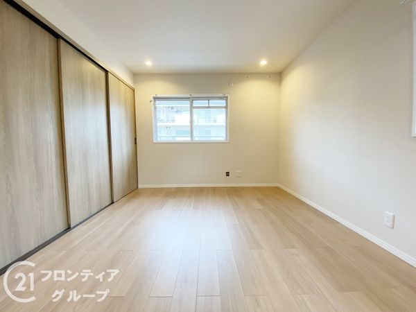 コンフォール学園緑が丘第１団地九号棟　中古マンション