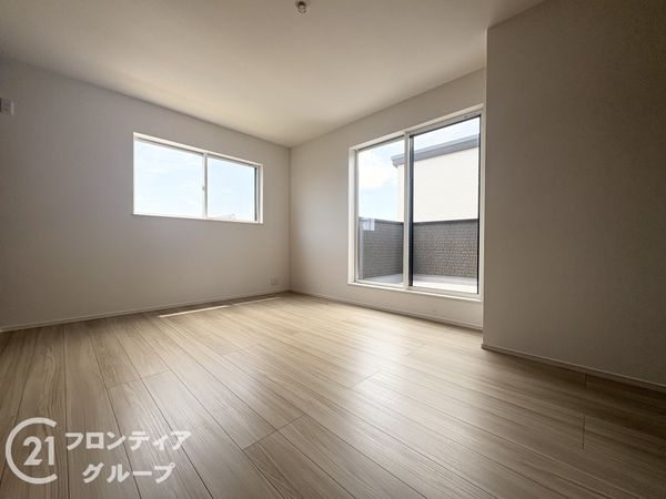 神戸市垂水区本多聞６丁目　新築一戸建て　2号棟
