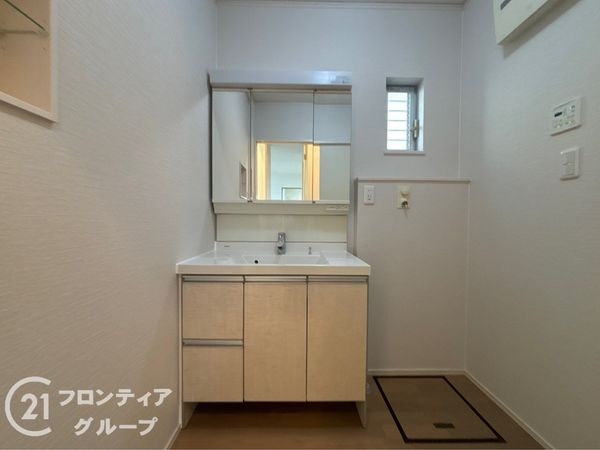 明石市魚住町清水の中古一戸建て