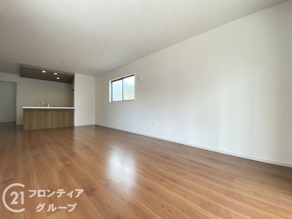 明石市大久保町八木　新築一戸建て　18期　２号棟
