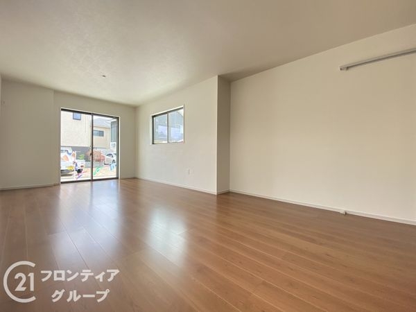 明石市大久保町八木　新築一戸建て　18期　２号棟