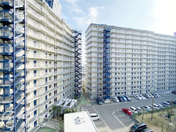 明石土山駅前スカイハイツＢ棟　中古マンション