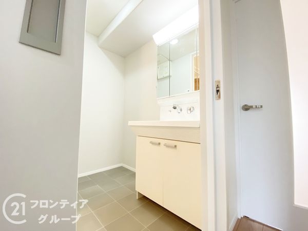 明石土山駅前スカイハイツＢ棟　中古マンション