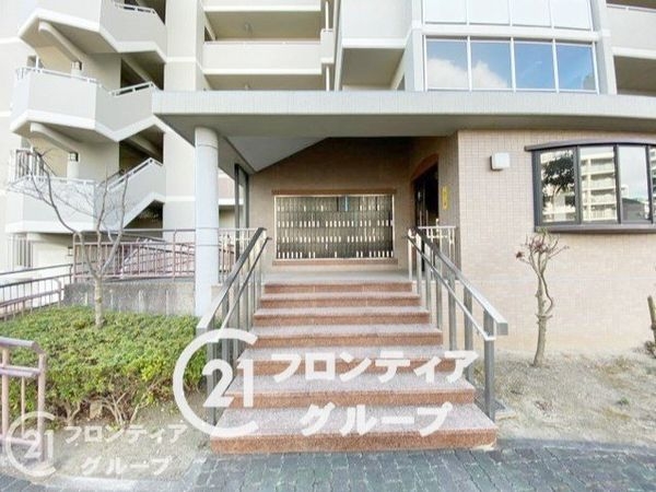 アバンドーネ西神春日台６号棟　中古マンション
