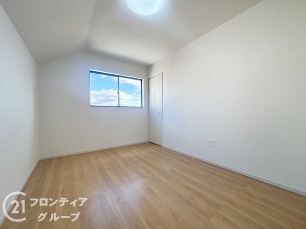 神戸市西区玉津町新方　新築一戸建て　３期　全１区画
