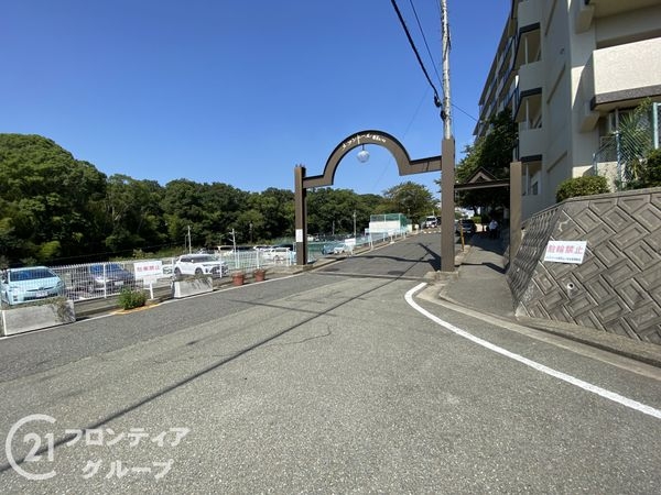メゾンドール明石山ノ手台Ｃ棟中古マンション