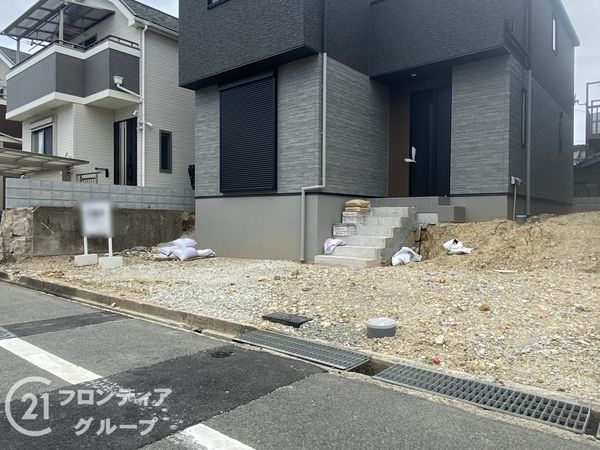明石市松が丘５丁目　新築一戸建て　全２区画　２号棟