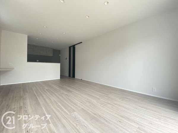 明石市松が丘５丁目　新築一戸建て　全２区画　２号棟