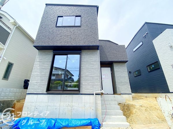 明石市松が丘５丁目　新築一戸建て　全２区画　２号棟
