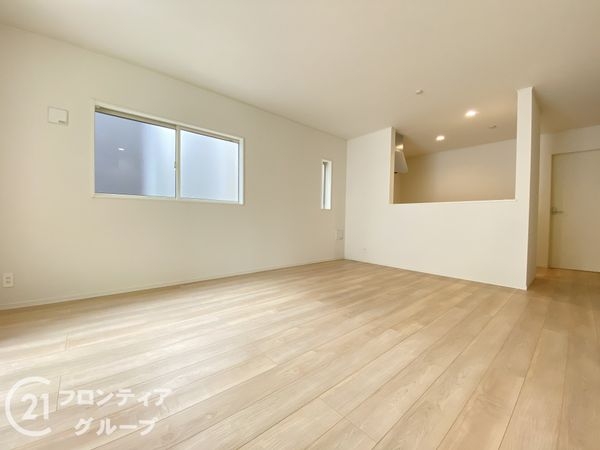 神戸市西区王塚台７丁目　新築一戸建て　第６　５号棟