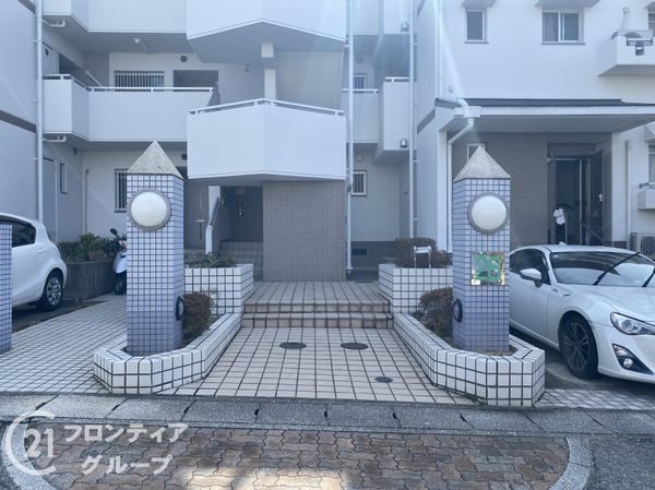 コンフォール学園緑が丘第２団地２８号棟　中古マンション