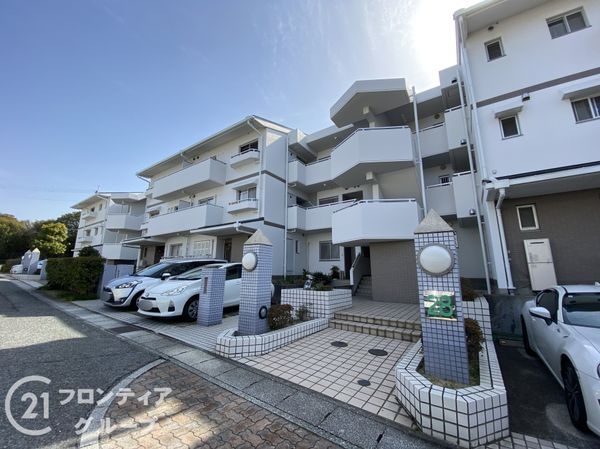 コンフォール学園緑が丘第２団地２８号棟　中古マンション