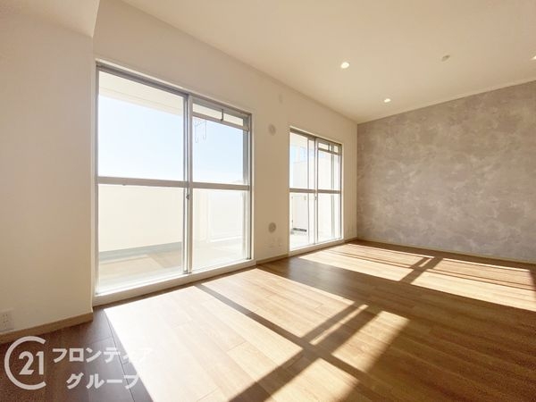 研究学園6団地530号棟　中古マンション