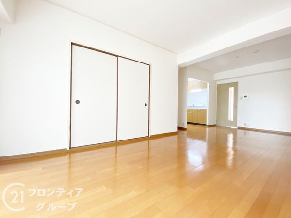 明石土山駅前スカイハイツB棟　中古マンション