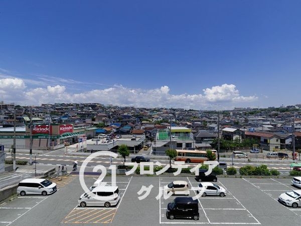 ロイヤルコーポ朝霧　中古マンション