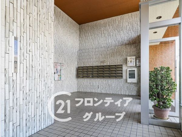 ロイヤルコーポ朝霧　中古マンション