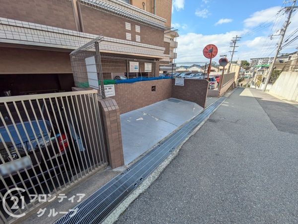 アルファステイツ垂水高丸　中古マンション