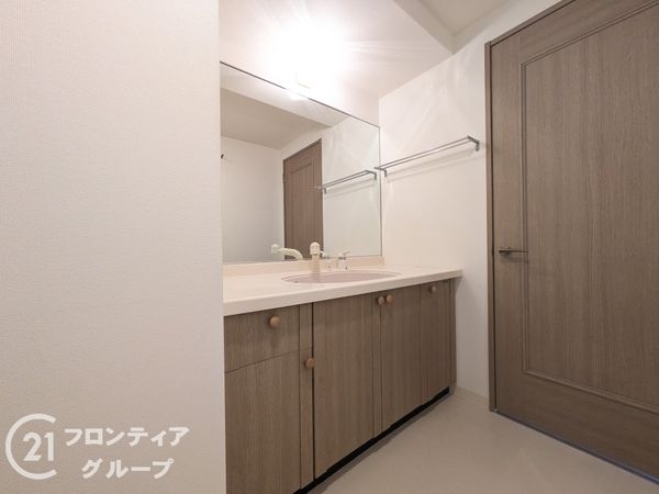 須磨パークヒルズＨ棟　中古マンション